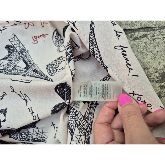 Karl Lagerfeld Blouse Pink Love From Paris Eiffel Tower Size XS EUC - Picture 8 of 9